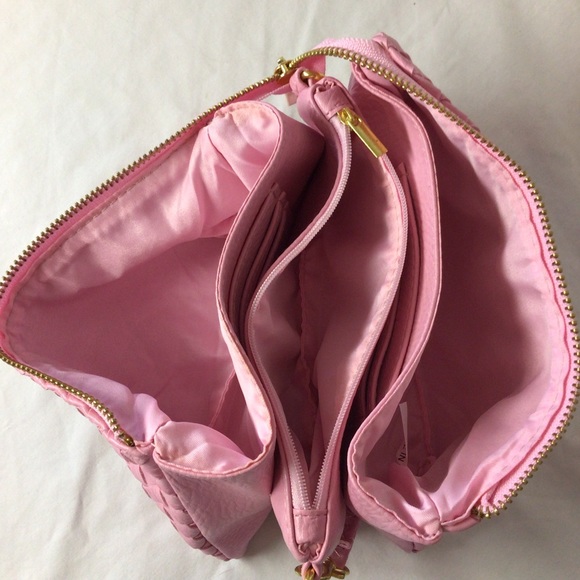 ❗Pink woven wristlet NWOT - Picture 7 of 9
